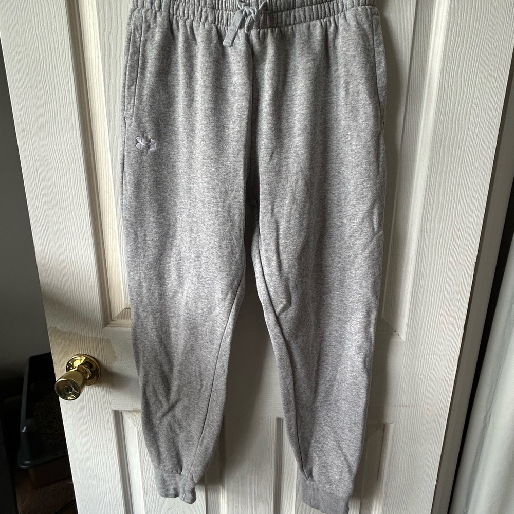 Under Armor Gray Women's Jogger Sweatpants - Size Small
